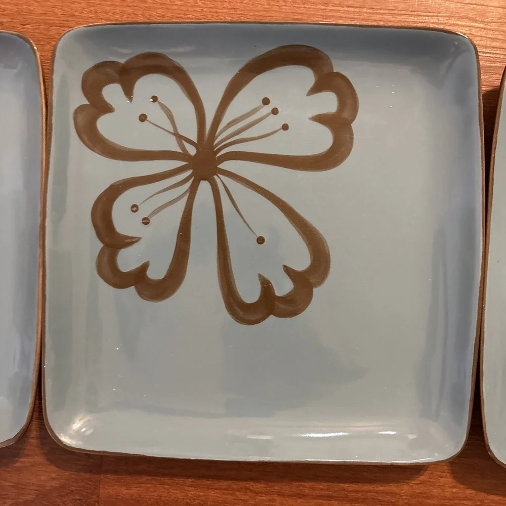 Pier 1 Hibiscus Square Stoneware Plates Set of 3 Blue Brown Floral